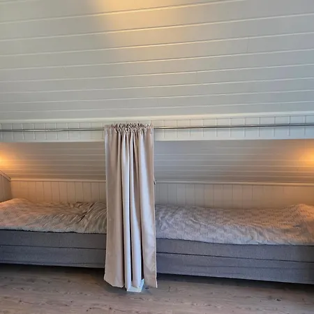 Fjordglimt Holiday home Mortveit